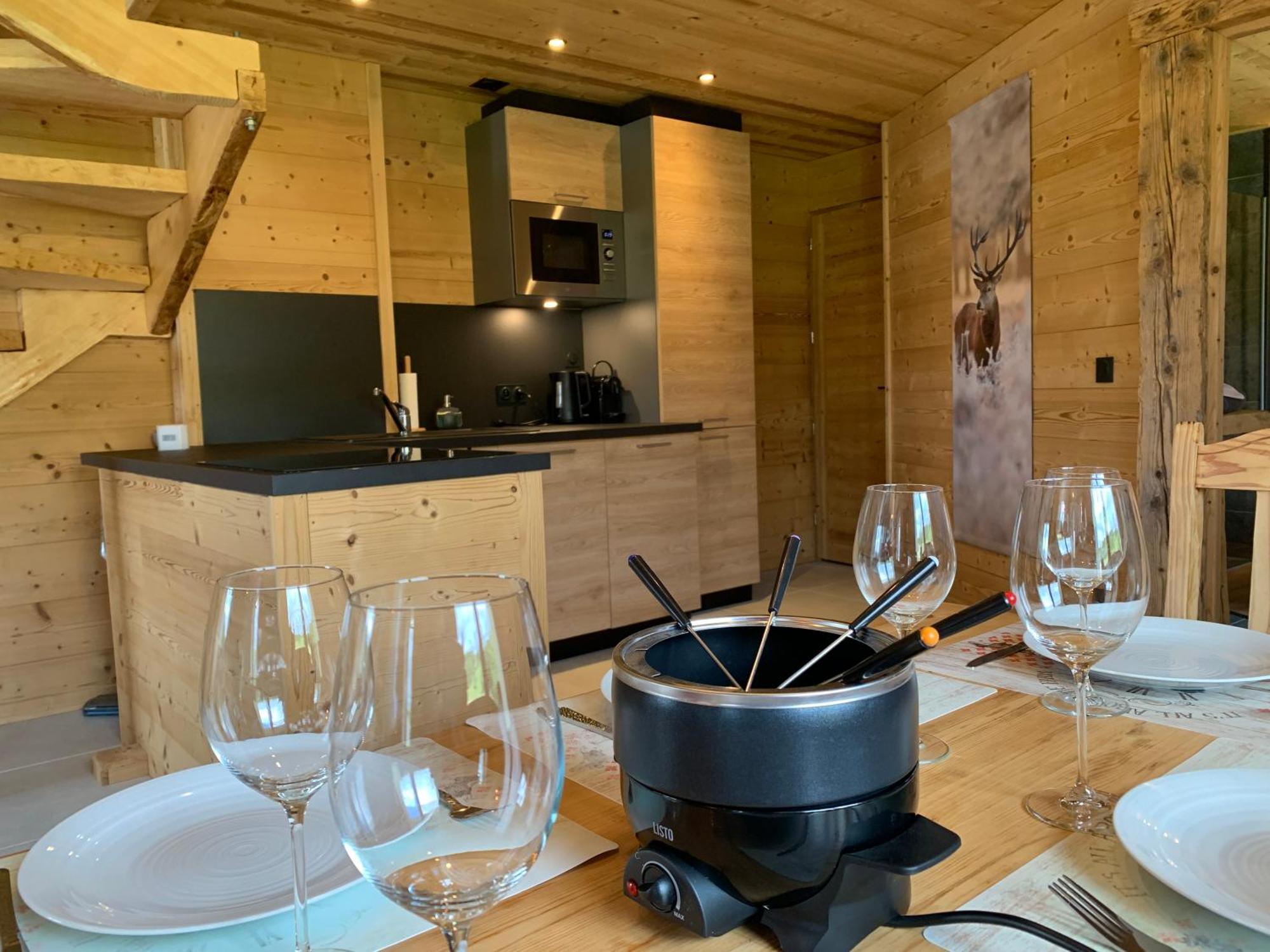 L'Ecureuil: Spacious Chalet-Style Duplex with Mountain Views Epagny Metz-Tessy Exterior photo