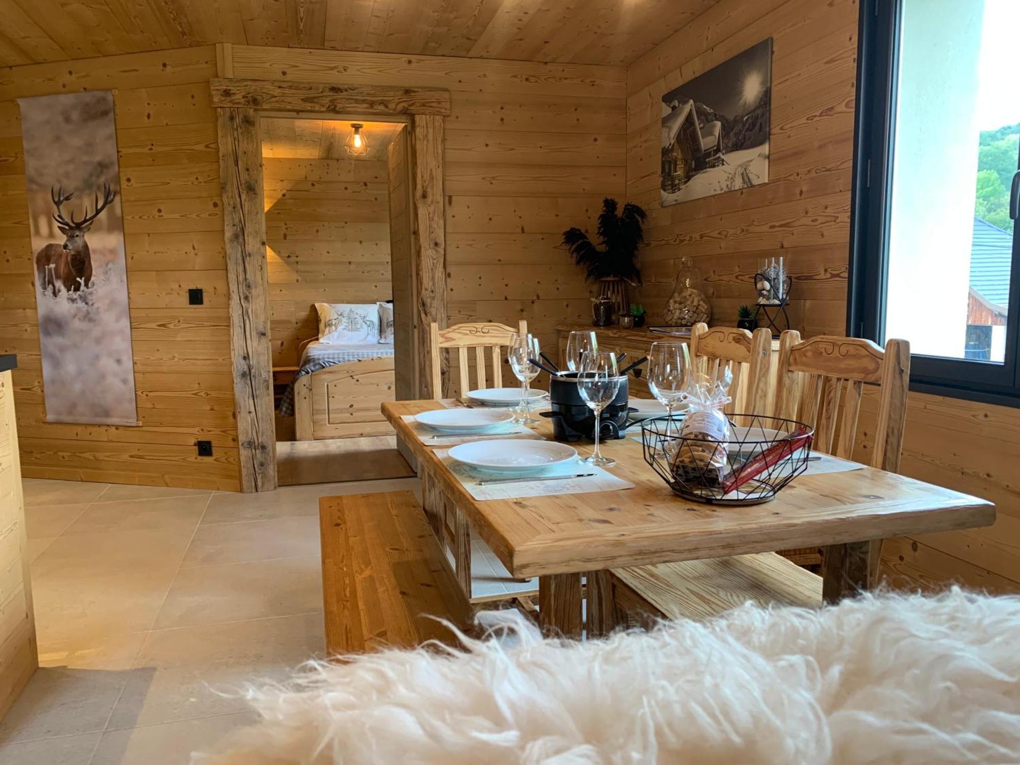 L'Ecureuil: Spacious Chalet-Style Duplex with Mountain Views Epagny Metz-Tessy Exterior photo